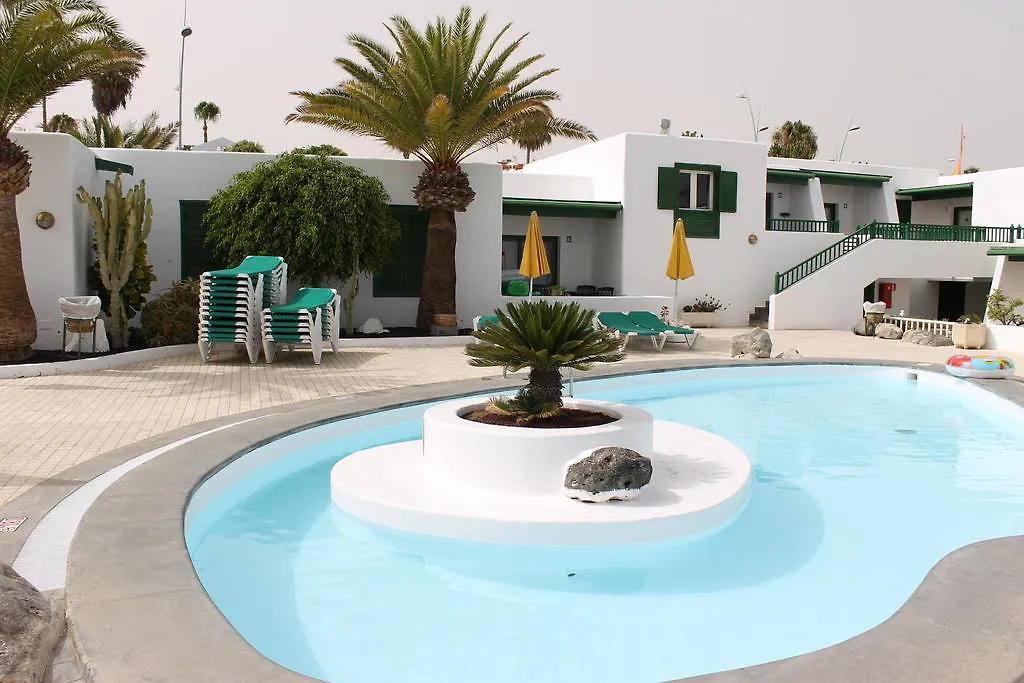 ** Vakantiepark Bungalows Velazquez Puerto del Carmen  Spanje